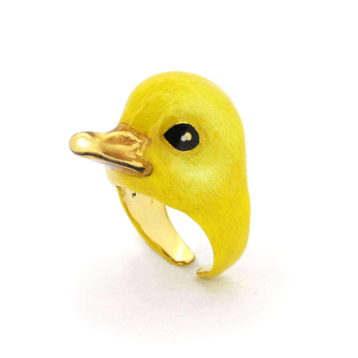 Unique ring designed in the shape of a duck, perfect for animal lovers.