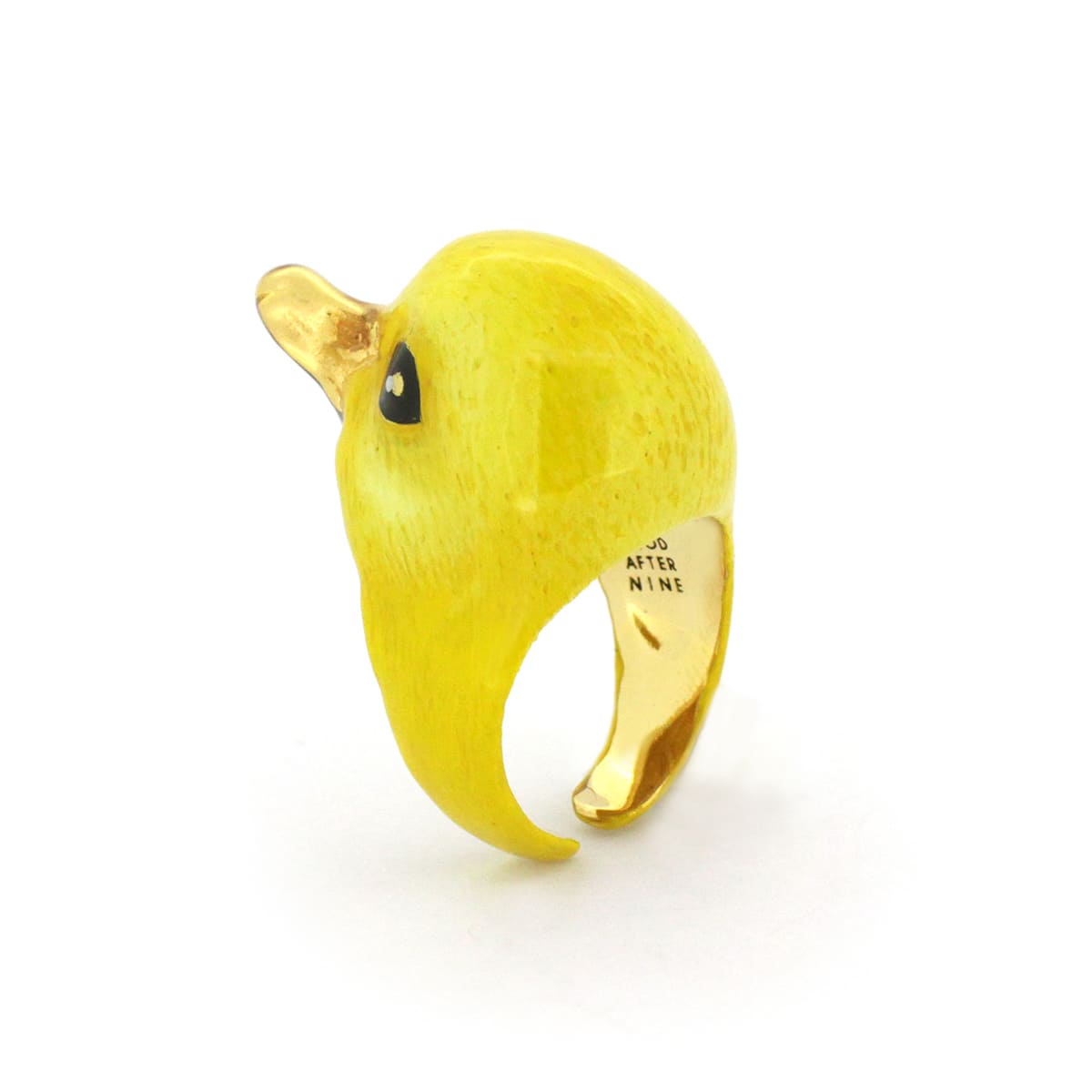 Unique ring designed in the shape of a duck, perfect for animal lovers.