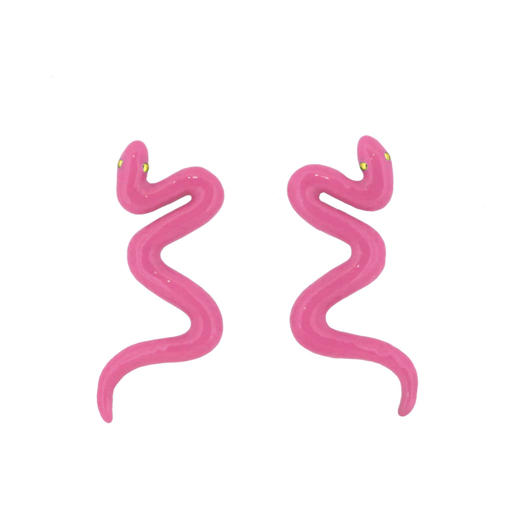 Curvy pink snake earrings, ideal for summer outfit.