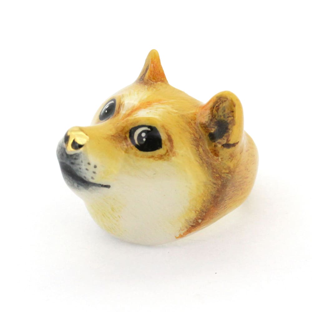 Fun ring inspired by the popular doge meme