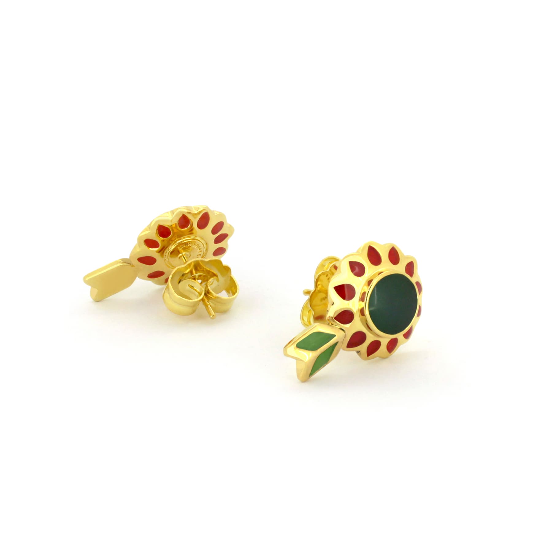 Unique earrings designed like flowers featuring with red and green colors, inspired by autumn.