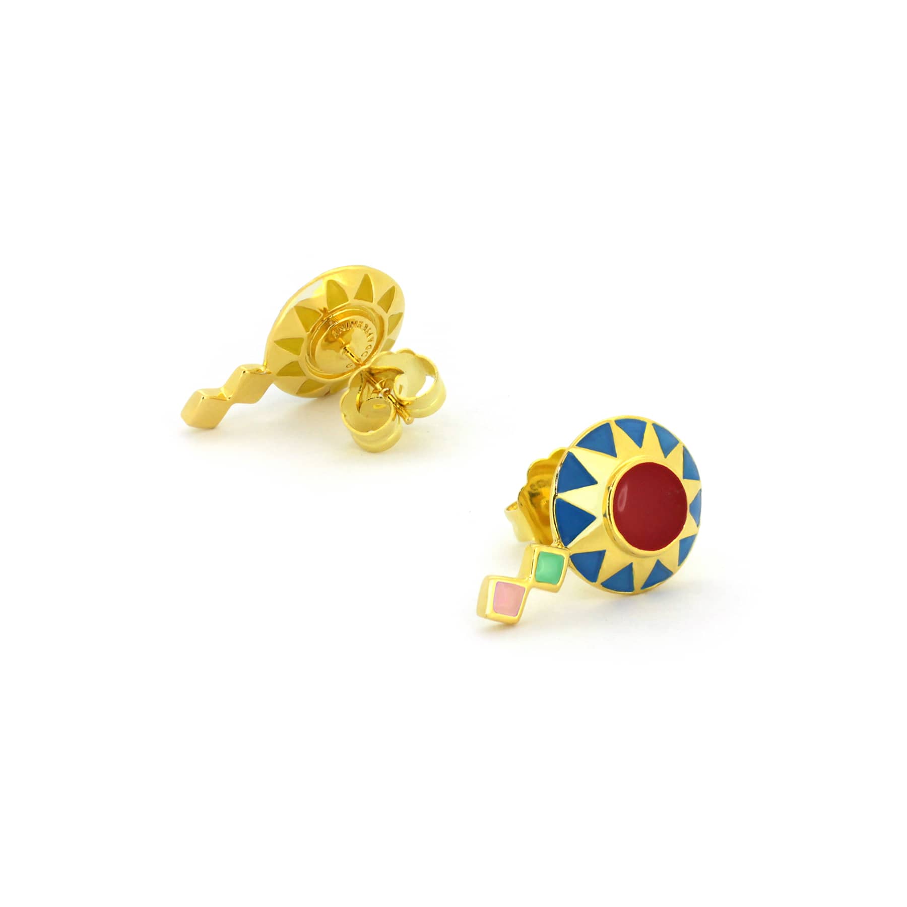 Colorful earrings designed like flowers featuring with red and blue colors, inspired by spring.