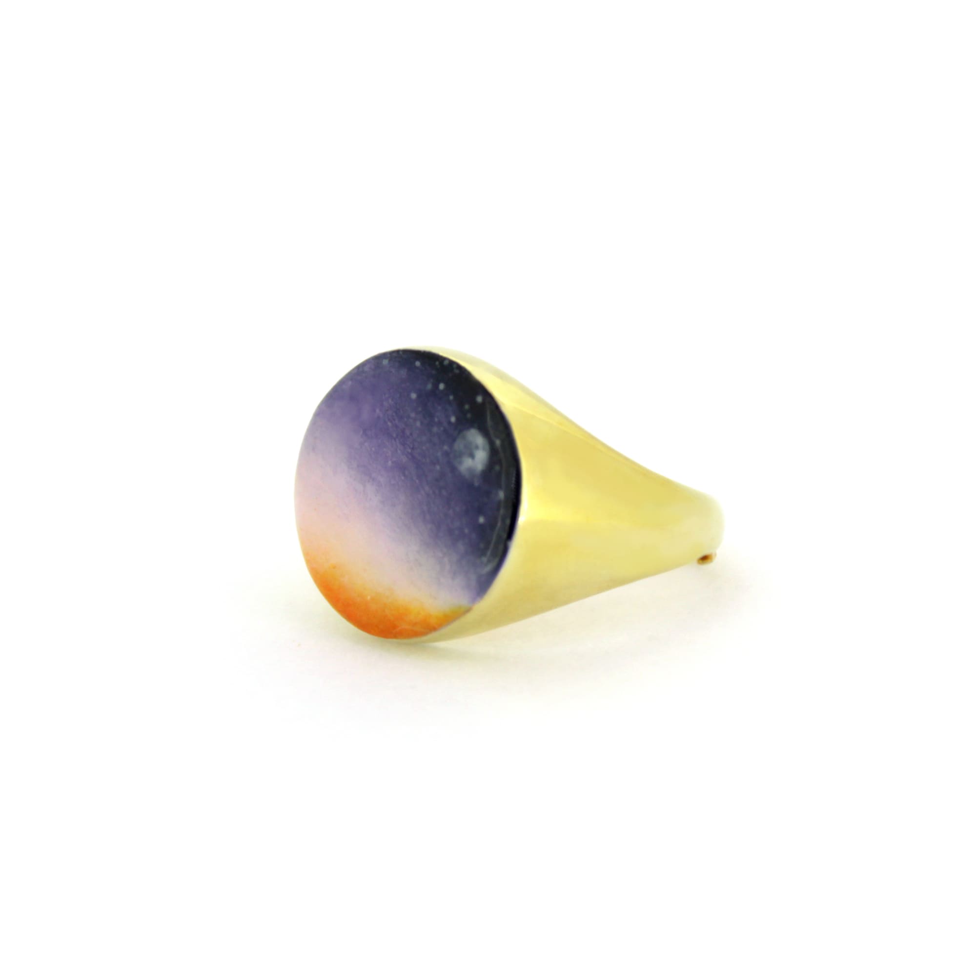 Hand-painted ring inspired by the colors of the sky, featuring a purple to orange gradient.