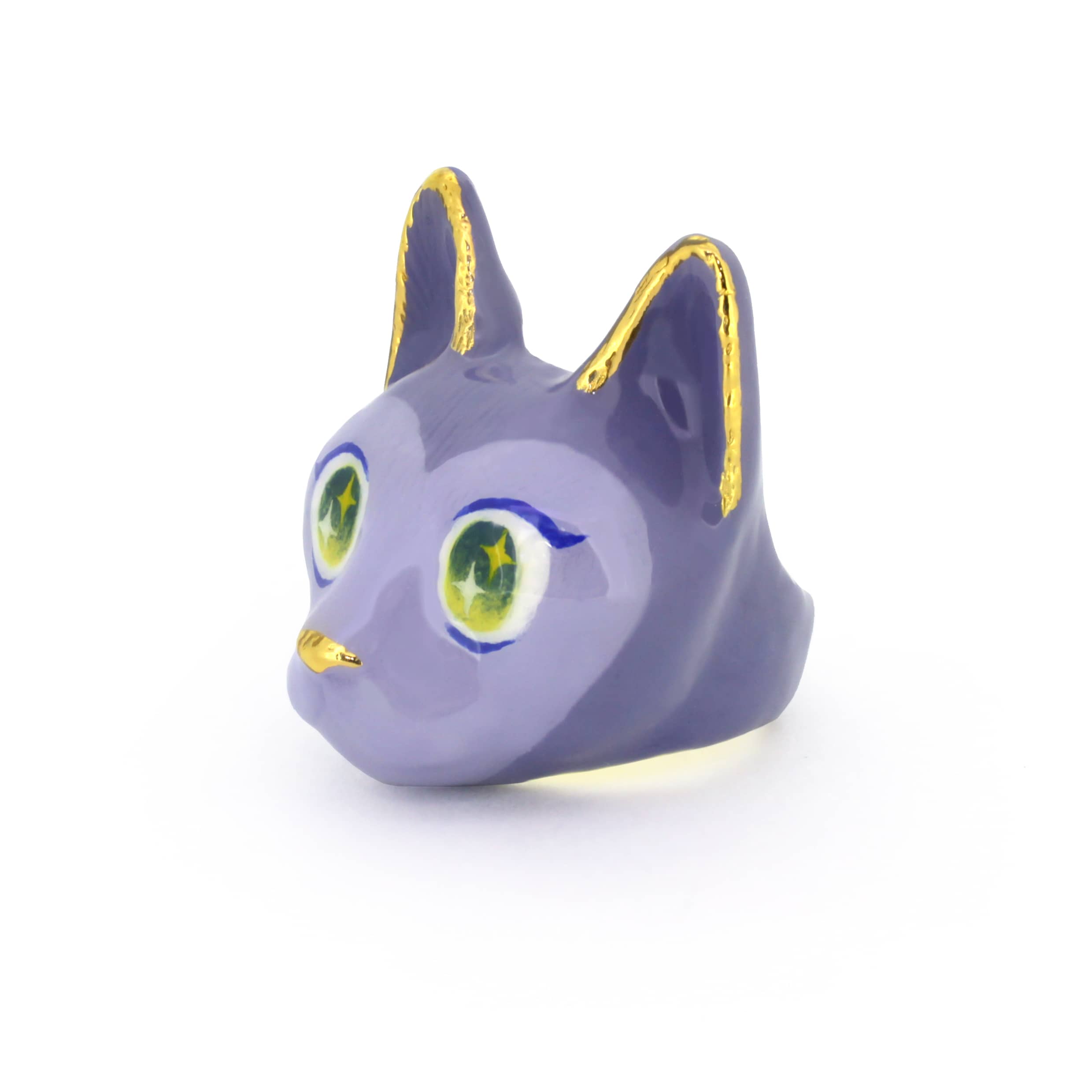 Charming purple cat ring featuring a playful design and vibrant colors.