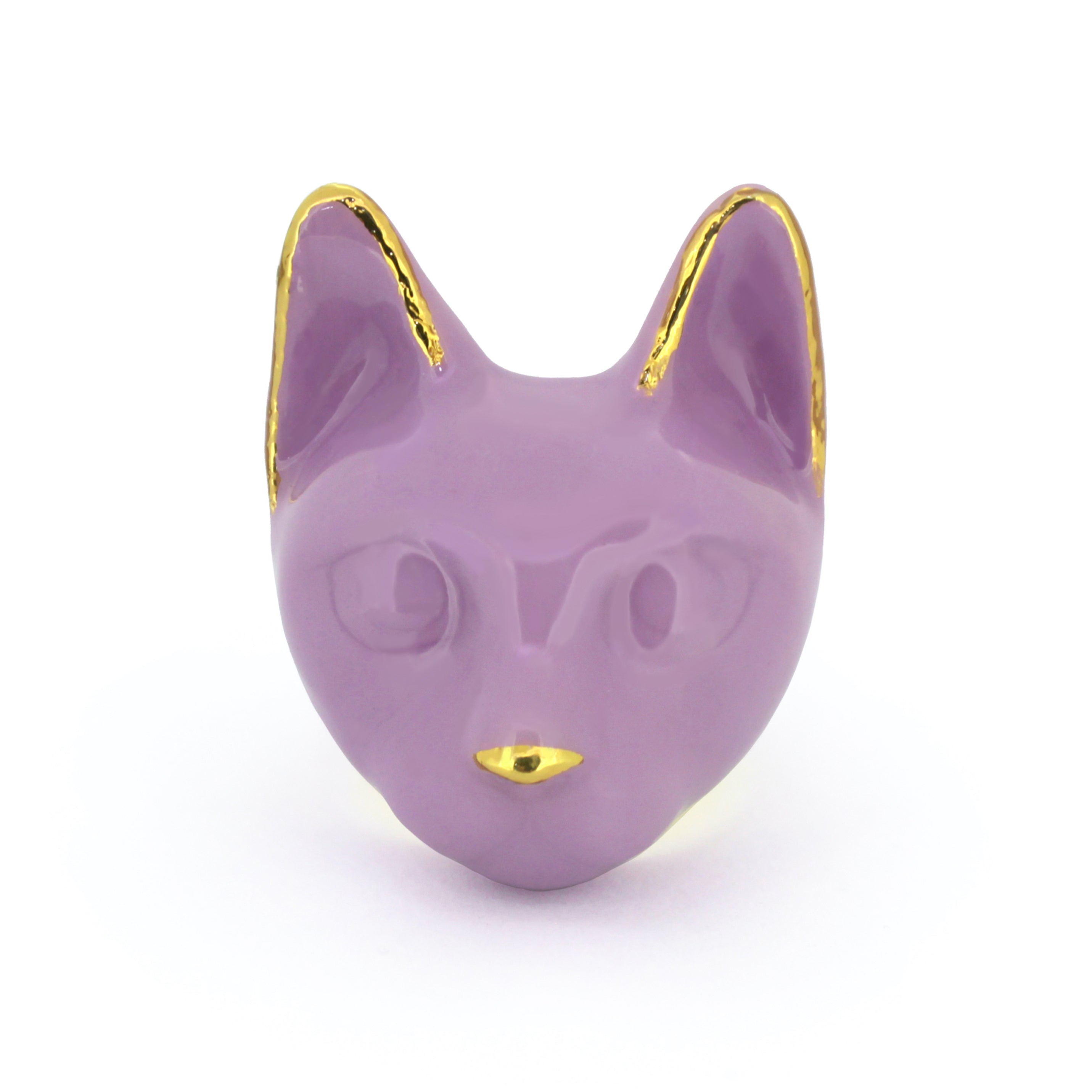 Unique ring designed in the shape of a cat’s head, featuring a pastel color, perfect for animal lovers.