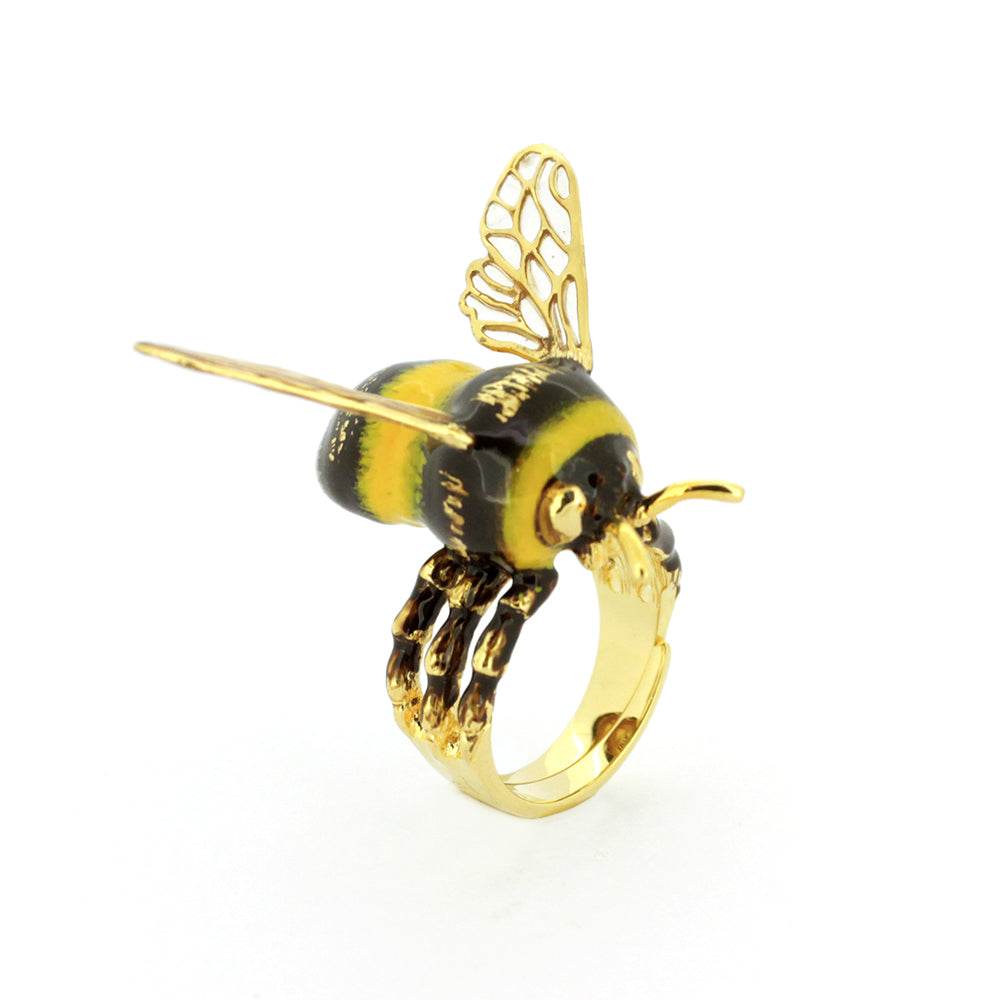 Artistic bee ring with intricate wing details