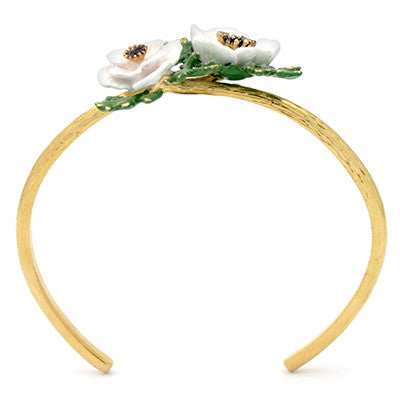 Spring-inspired bangle adorned with beautiful light pink, white flowers design.