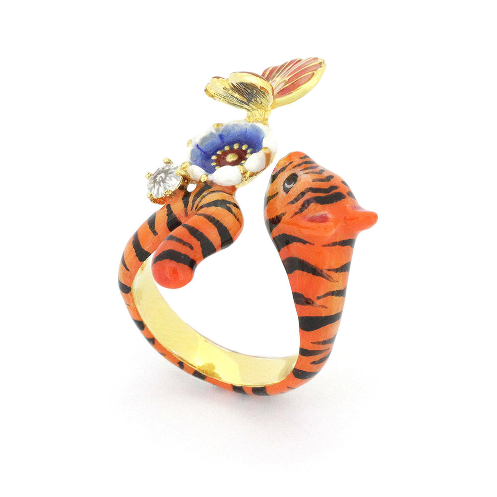 Charming tiger-shaped ring adorned with a butterfly and floral elements.