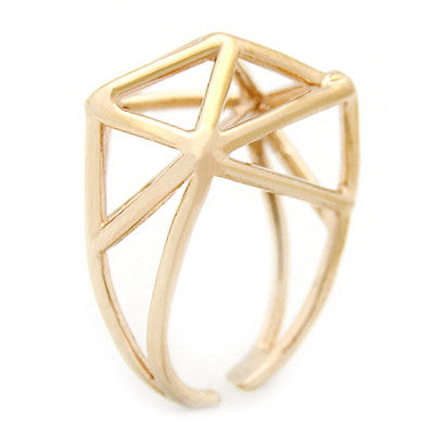 Beautifully designed gold geometric necklace with a triangular pattern.