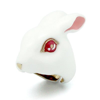 Adorable rabbit ring for animal lovers