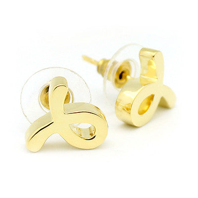 Gold earrings featuring a unique script-style small "L" design.