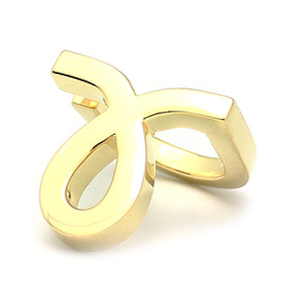 Beautifully crafted gold ring featuring a unique script-style small "L" design.