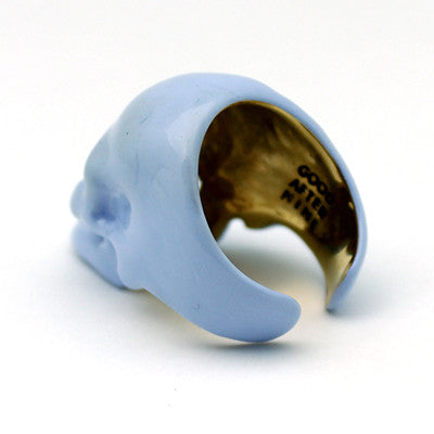 Blue skull ring, inspired by Pantone Serenity.