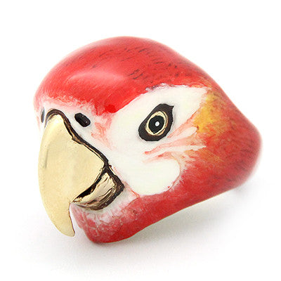 Nature-inspired ring featuring a red macaw, perfect for animal lovers.