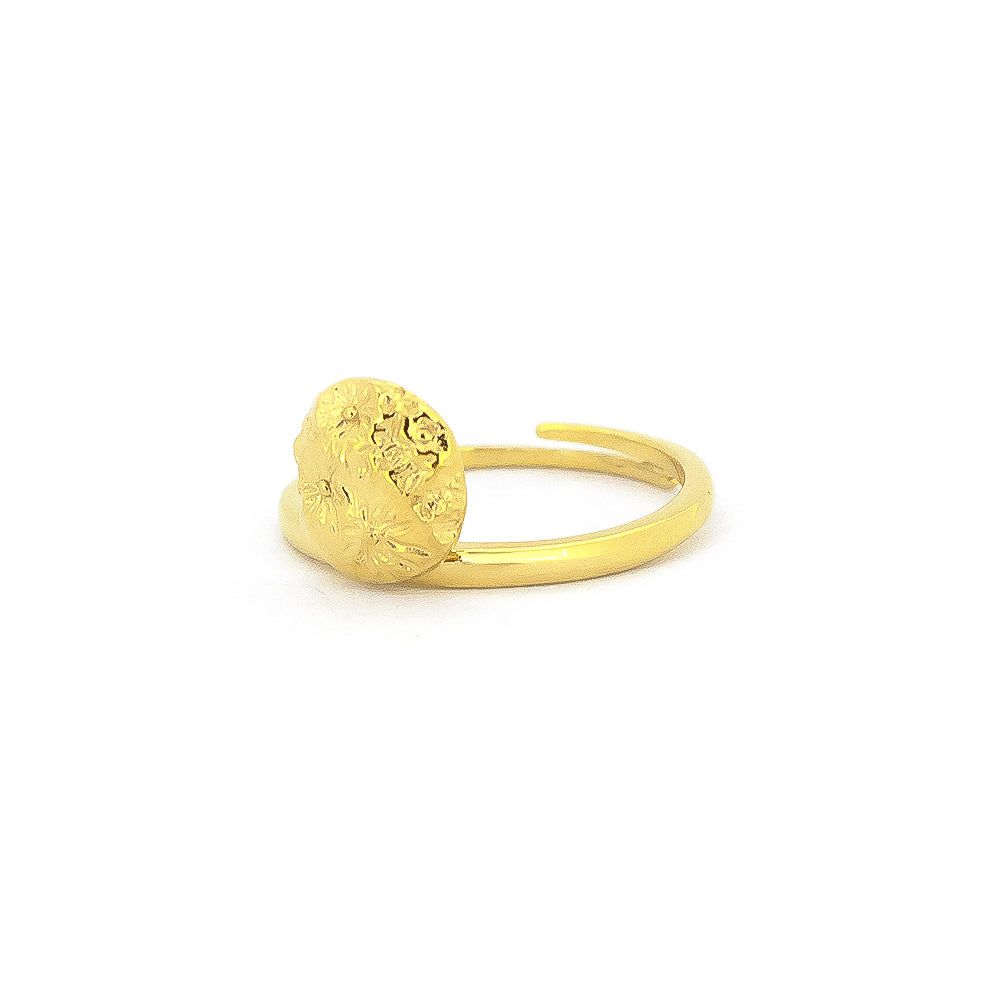 Beautiful gold ring with a moon design, perfect for nature lovers.