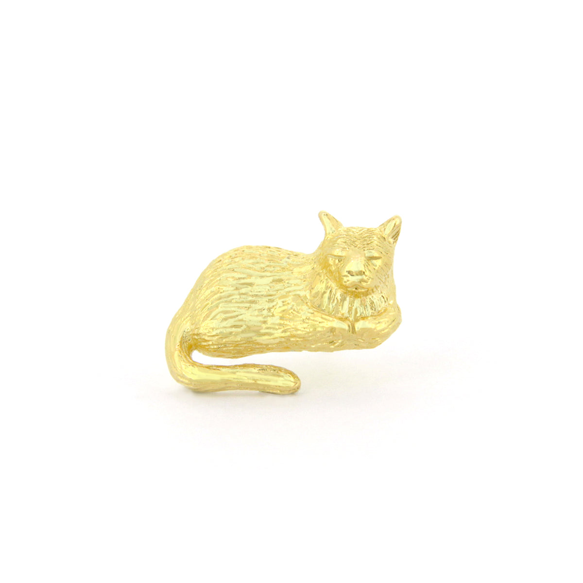 Gold one-side earring featuring a sleeping cat design.