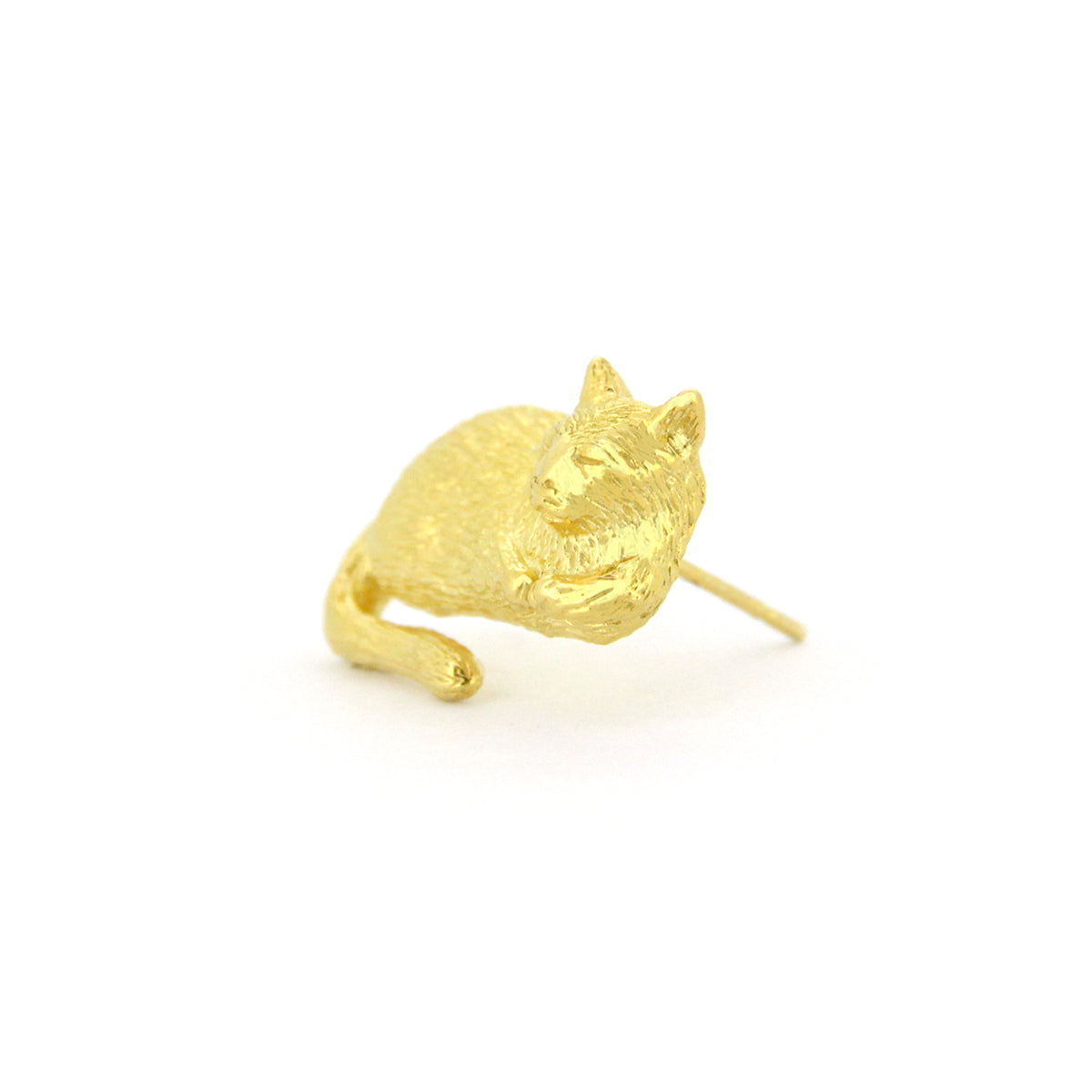 Charming gold one-side earring featuring a sleeping cat design.