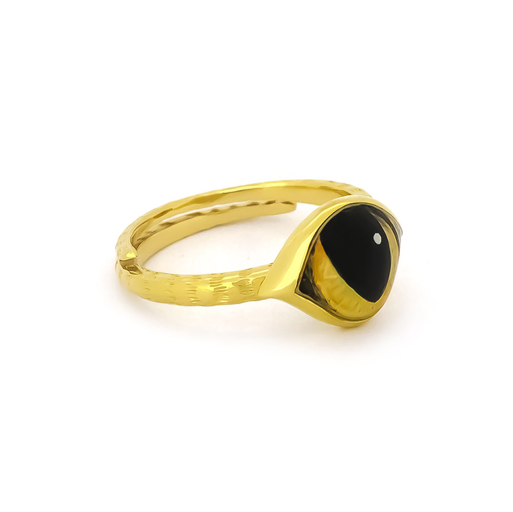 Unique gold ring designed to resemble a cat's eye, perfect for cat lovers.