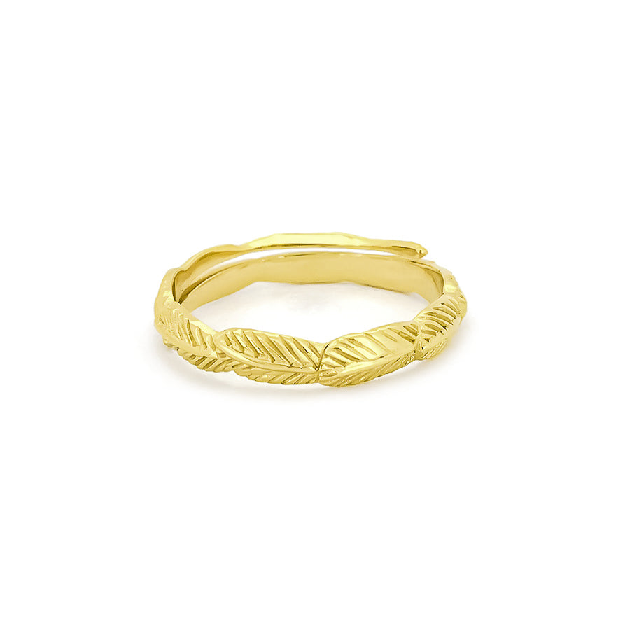 Minimalist gold ring with feather detailing